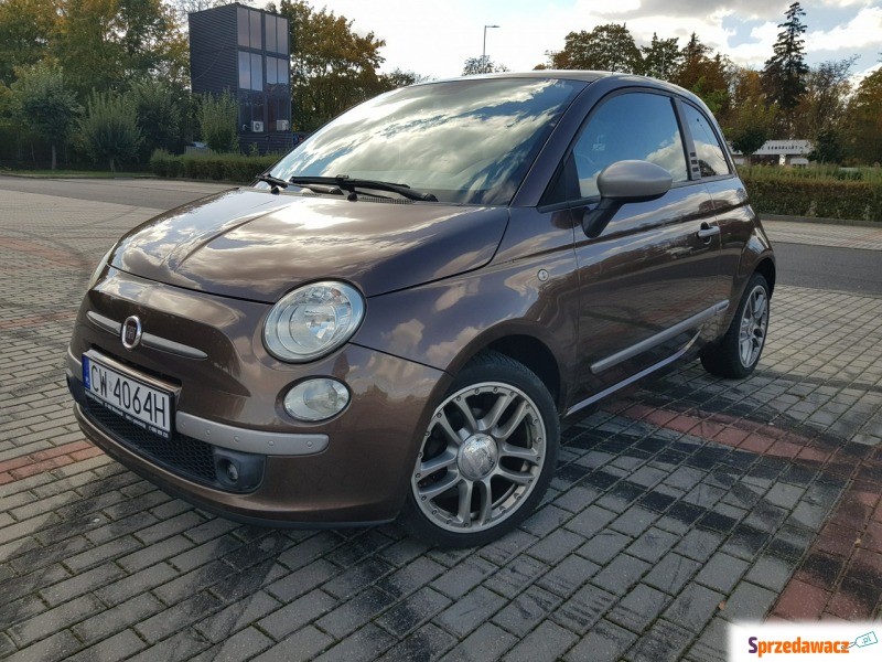 Fiat 500  Hatchback 2010,  1.3 benzyna - Na sprzedaż za 25 900 zł - Włocławek