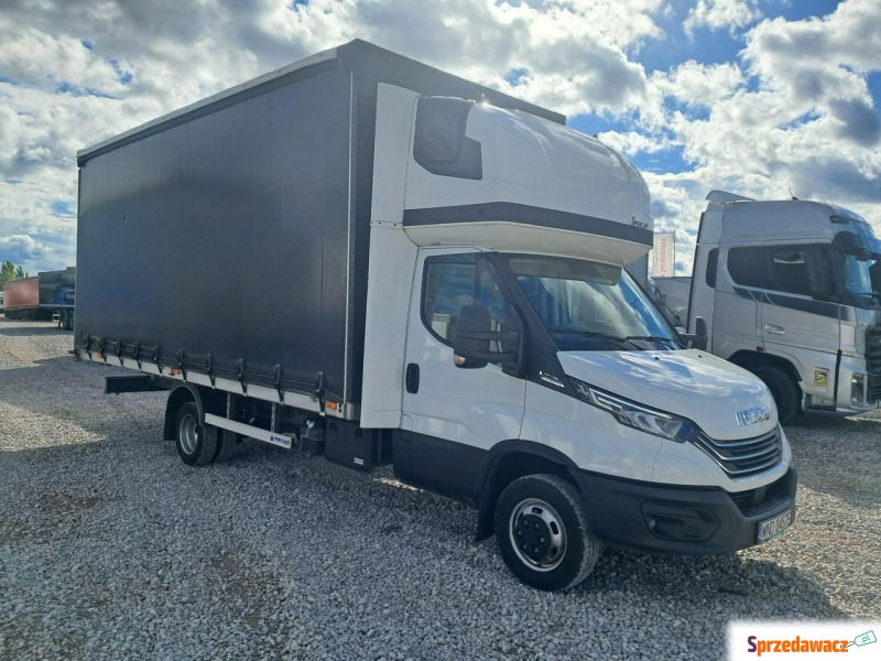 Iveco Daily - 2023 - Dostawcze i ciężarowe - Komorniki