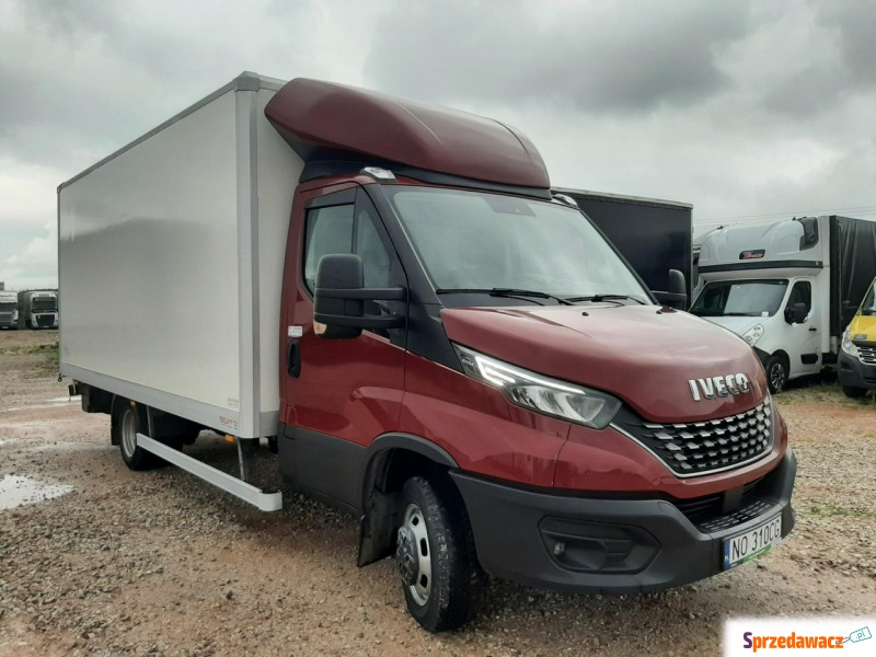 Iveco Daily - 2021 - Dostawcze i ciężarowe - Komorniki