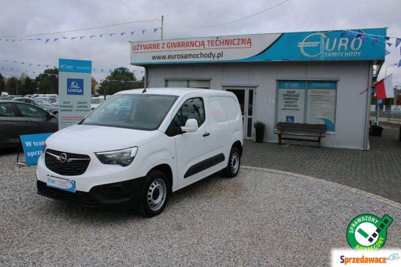 Opel Combo 2021,  1.5 diesel - Na sprzedaż za 55 900 zł - Warszawa