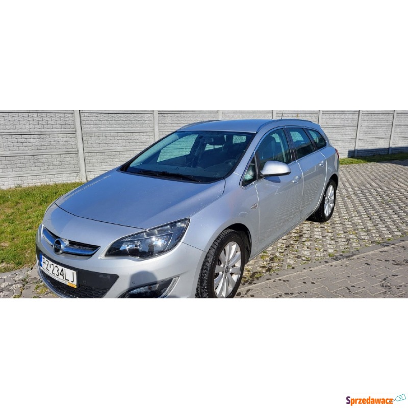 Opel Astra  Kombi 2014,  1.7 diesel - Na sprzedaż za 26 000 zł - Kleszczewo