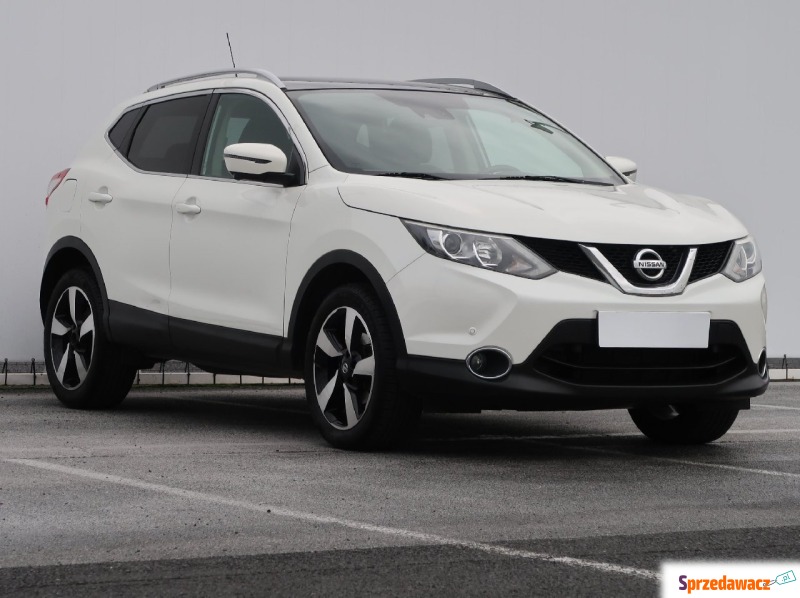 Nissan Qashqai  SUV 2015,  1.2 benzyna - Na sprzedaż za 57 999 zł - Lublin