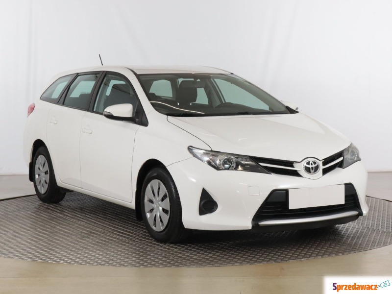 Toyota Auris  Kombi 2014,  1.4 diesel - Na sprzedaż za 26 999 zł - Zabrze