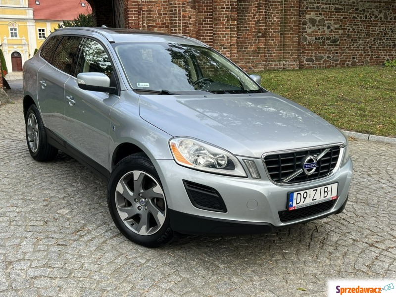 Volvo   SUV 2011,  2.0 diesel - Na sprzedaż za 49 999 zł - Gostyń