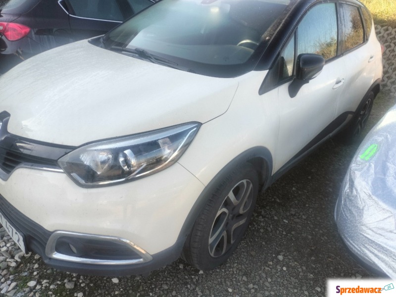 Renault Captur  SUV 2015,  0.9 benzyna - Na sprzedaż za 37 900 zł - Rzeszów