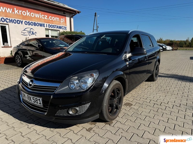 Opel Astra  Kombi 2010,  1.9 - Na sprzedaż za 10 200 zł - Malutkie