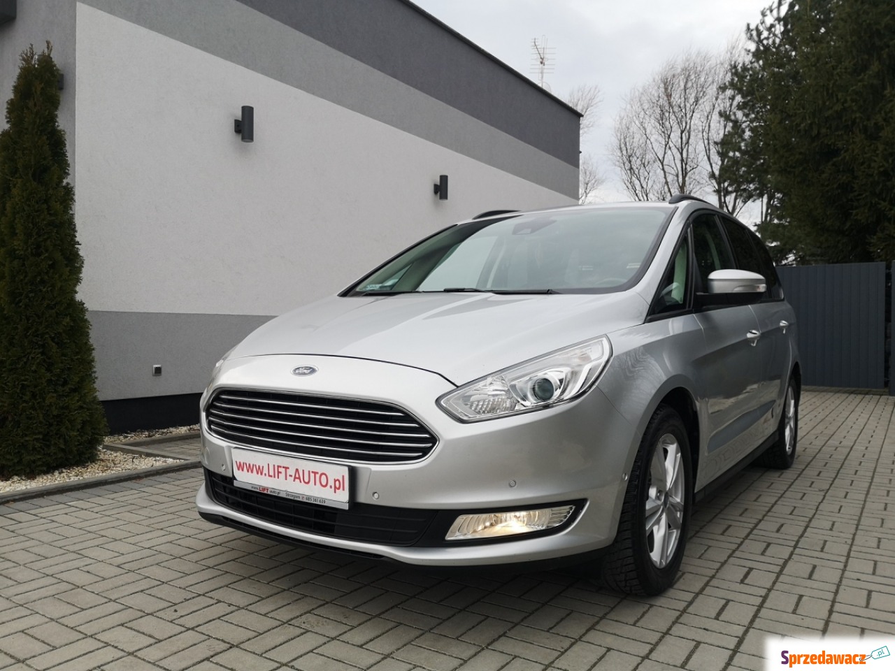 Ford Galaxy 2016