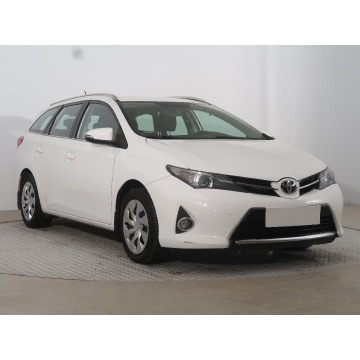 Toyota Auris 1.6 Valvematic (132KM), 2013