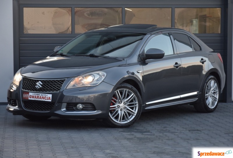 Suzuki   Sedan/Limuzyna 2012,  2.4 benzyna - Na sprzedaż za 32 900 zł - Radom