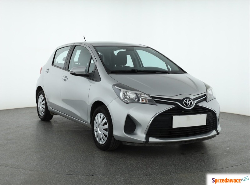 Toyota Yaris 1.33 Dual VVT-i (99KM), 2014 - Samochody osobowe - Piaseczno