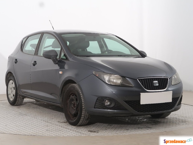 Seat Ibiza  Hatchback 2011,  1.4 benzyna - Na sprzedaż za 18 999 zł - Bielsko-Biała