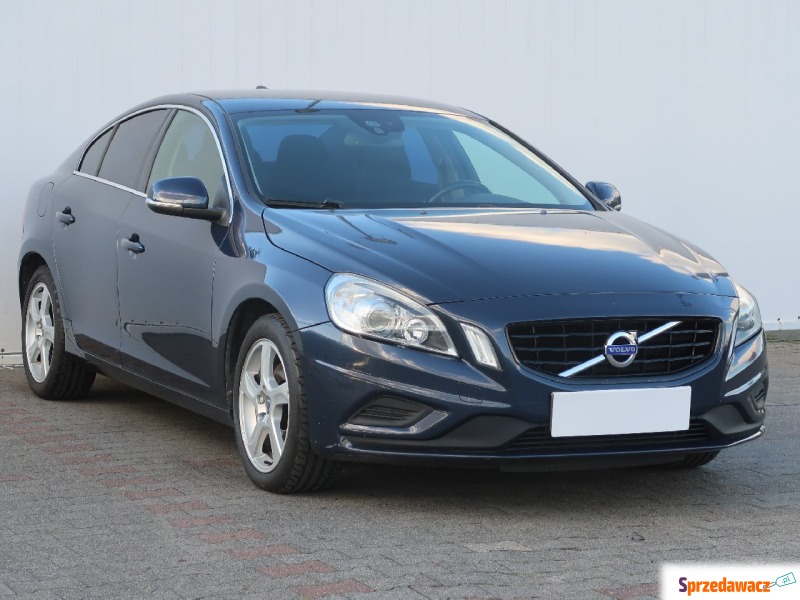 Volvo S60  Liftback 2010,  2.0 diesel - Na sprzedaż za 34 999 zł - Bielany Wrocławskie