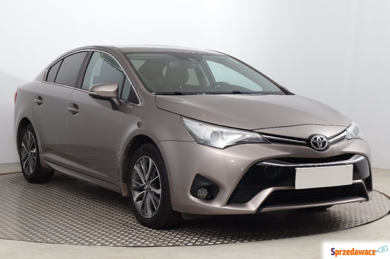 Toyota Avensis 1.8 VVT-i (147KM), 2015 - Samochody osobowe - Bielany Wrocławskie