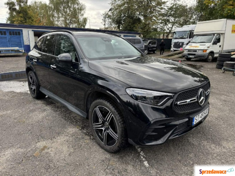 Mercedes - Benz GLC-klasa  SUV 2023,  2.0 benzyna - Na sprzedaż za 216 234 zł - Komorniki