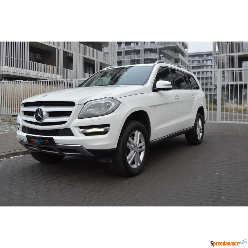 Mercedes - Benz GL-klasa  Terenowy 2015,  3.0 benzyna - Na sprzedaż za 110 000 zł - Warszawa