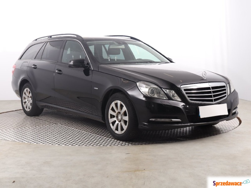 Mercedes - Benz E-klasa  Kombi 2011,  2.2 diesel - Na sprzedaż za 25 999 zł - Katowice