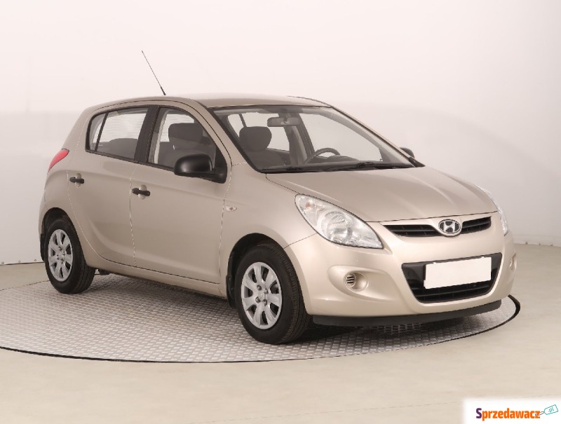 Hyundai i20  Hatchback 2010,  1.3 benzyna - Na sprzedaż za 21 999 zł - Łomża