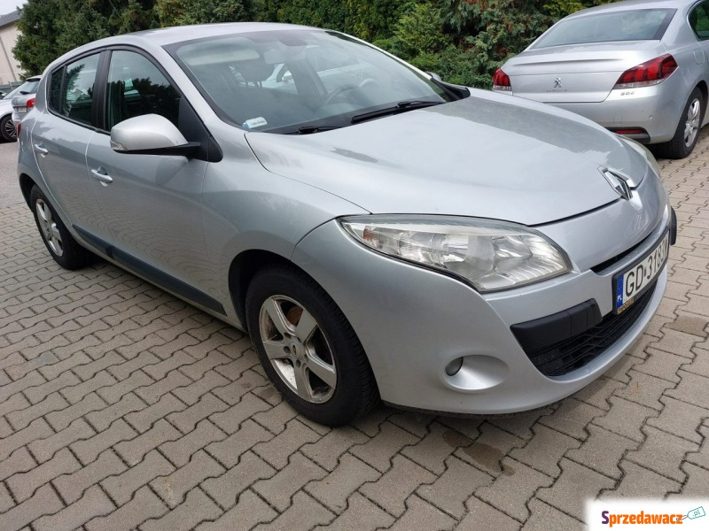 Renault Megane  Hatchback 2009,  1.6 benzyna - Na sprzedaż za 11 439 zł - Komorniki