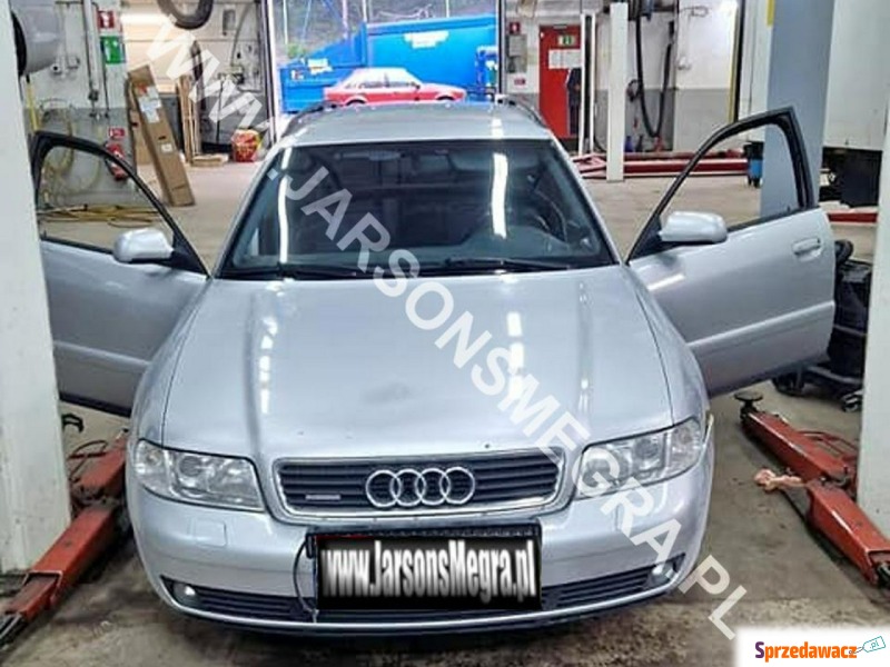 Audi A4 2000,  1.8 benzyna - Na sprzedaż za 7 000,00 zł - Kiczyce