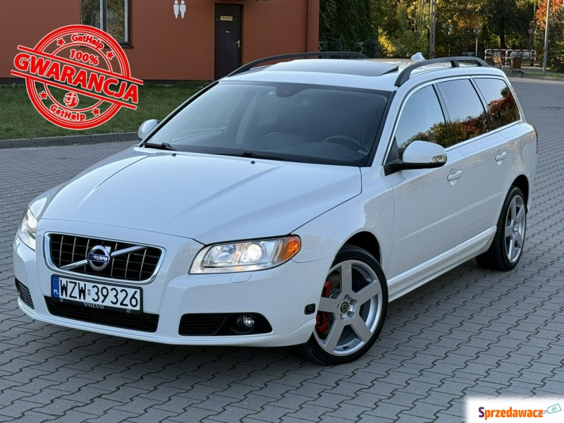 Volvo V70 2010,  2.6 benzyna - Na sprzedaż za 36 700 zł - Zwoleń