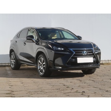 Lexus NX 200t (238KM), 2017