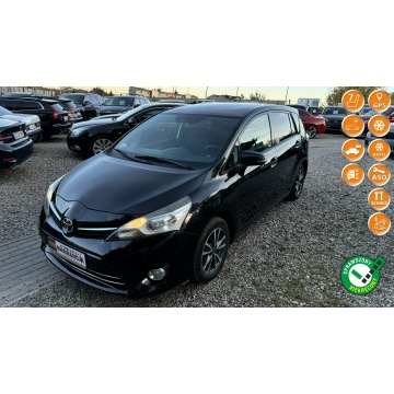 Toyota Verso - 2.0d4d 7 osób.panorama dach Navi kamera  zamiana 1.rok gwarancji