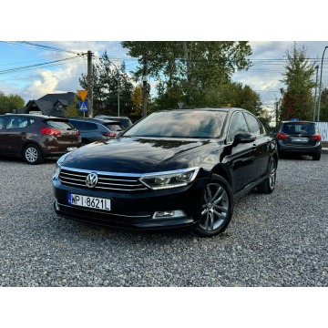 Volkswagen Passat Auto z Gwarancją! Tylko serwis w ASO, wersja Highlin