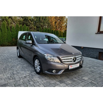 Mercedes B 180 -  ** Automat ** Przebieg 140 Tys Km ** Nawigacja **