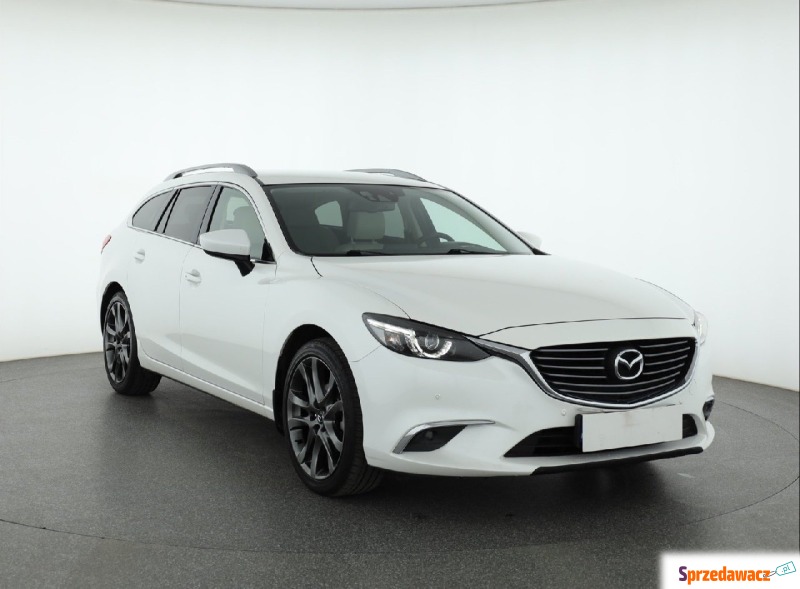 Mazda 6  Kombi 2015,  2.0 benzyna - Na sprzedaż za 57 999 zł - Piaseczno