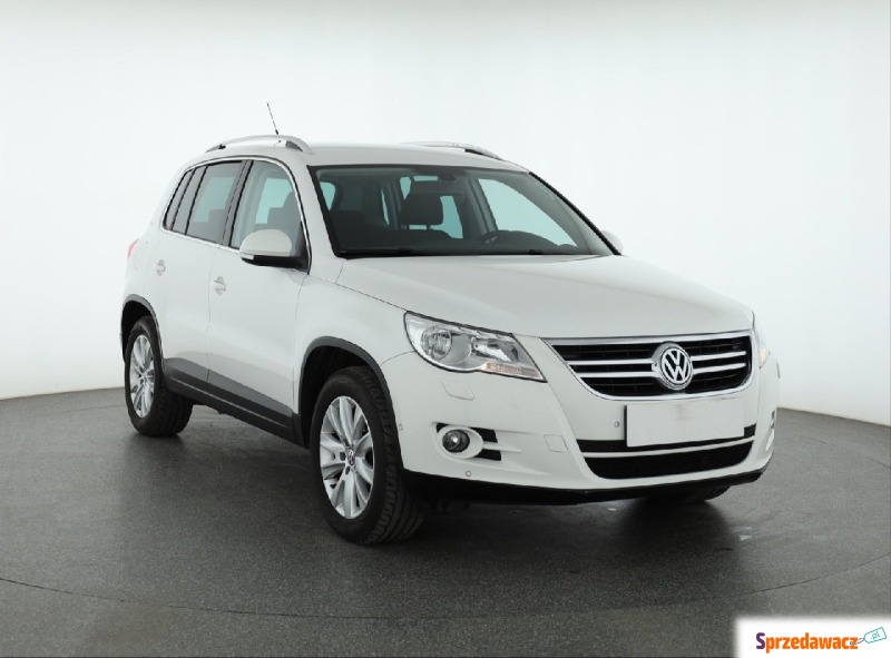 Volkswagen Tiguan  SUV 2010,  1.4 benzyna - Na sprzedaż za 34 999 zł - Piaseczno