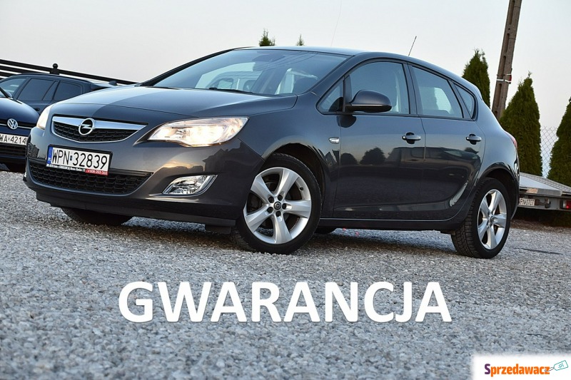 Opel Astra  Hatchback 2010,  1.4 benzyna - Na sprzedaż za 21 900 zł - Nowe Kucice