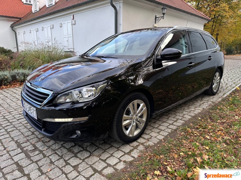 Peugeot 308  Kombi 2015,  1.6 diesel - Na sprzedaż za 29 900 zł - Kutno