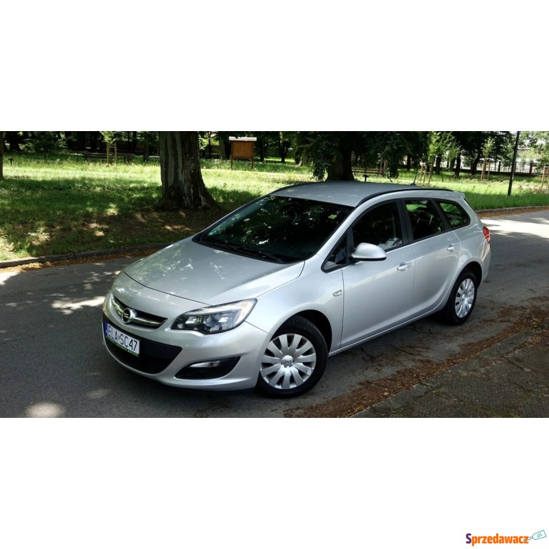 Opel Astra  Kombi 2012,  1.4 benzyna - Na sprzedaż za 26 990 zł - Buczek