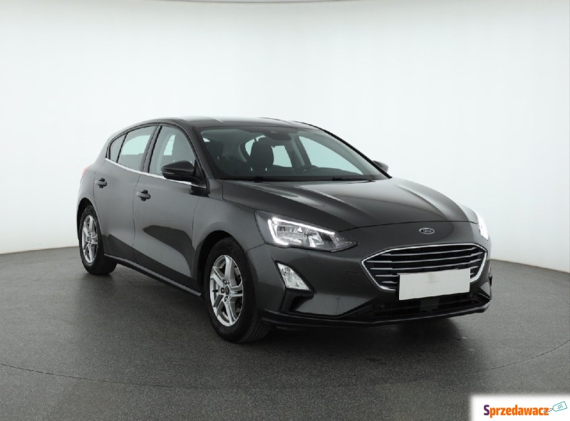 Ford Focus  Hatchback 2019,  1.0 benzyna - Na sprzedaż za 52 999 zł - Piaseczno