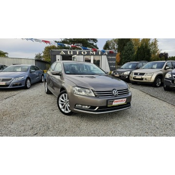 Volkswagen Passat  Sedan/Limuzyna 2011,  1.8 benzyna, automat - Na sprzedaż za 29 900 zł - Świdnica - zdjęcie 5