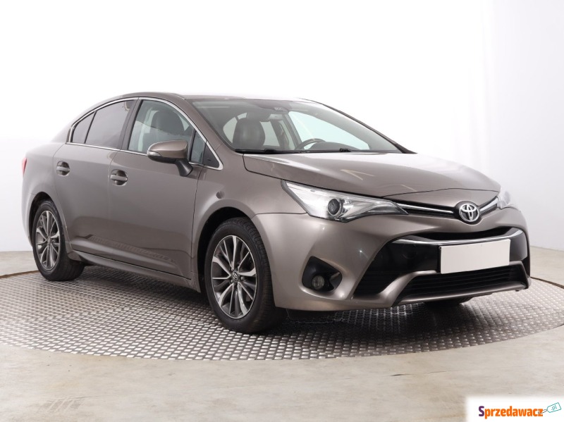 Toyota Avensis  Liftback 2017,  1.8 benzyna+LPG - Na sprzedaż za 62 999 zł - Katowice