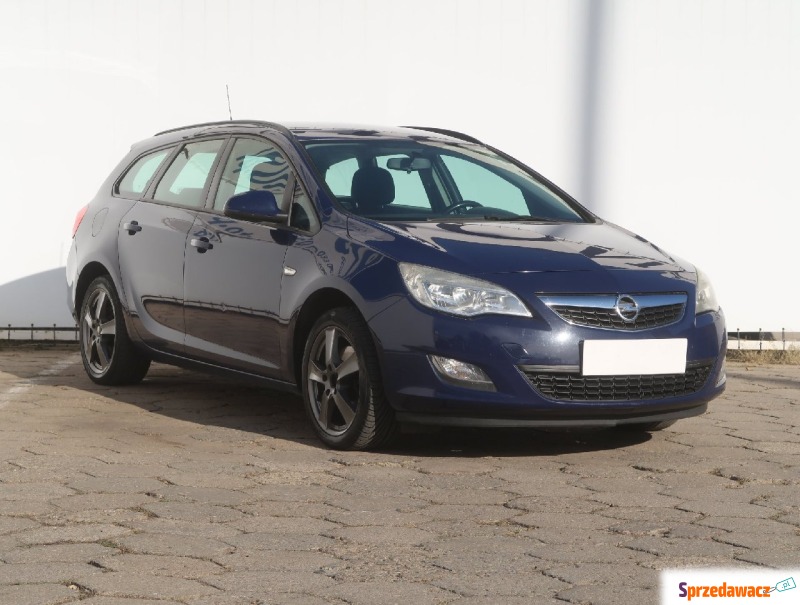 Opel Astra  Kombi 2011,  1.7 diesel - Na sprzedaż za 18 999 zł - Łódź