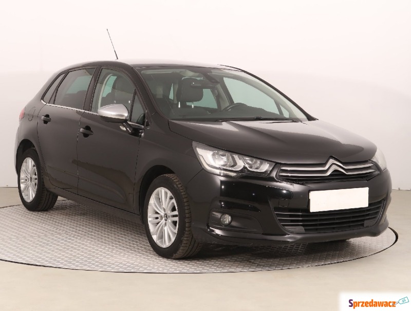 Citroen C4  Hatchback 2015,  1.2 benzyna - Na sprzedaż za 35 999 zł - Płock