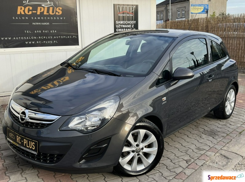 Opel Corsa  Hatchback 2013,  1.3 benzyna - Na sprzedaż za 18 900 zł - Częstochowa