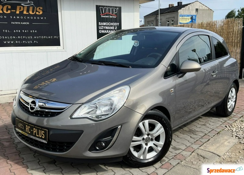 Opel Corsa  Hatchback 2011,  1.3 benzyna - Na sprzedaż za 16 900 zł - Częstochowa