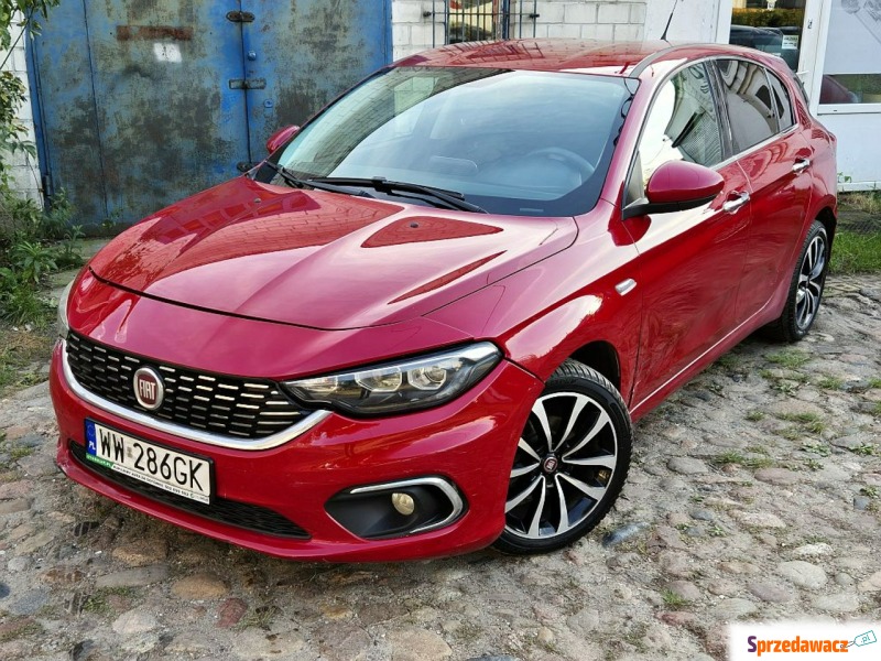 Fiat Tipo  Hatchback 2017,  1.4 benzyna - Na sprzedaż za 21 000 zł - Warszawa