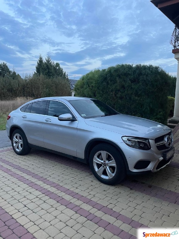 Mercedes - Benz GLC-klasa  SUV 2019,  2.0 benzyna - Na sprzedaż za 160 000 zł - Rzeszów