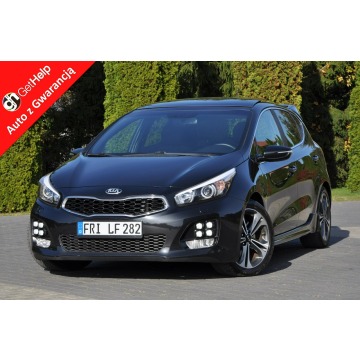 Kia Cee'd - GT-Line Ledy Bixenon Panorama Navi Kamera Parkr. z Niemiec