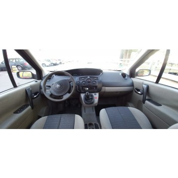Renault Scenic  Hatchback 2004,  1.6 benzyna - Na sprzedaż za 7 900,00 zł - Warszawa - zdjęcie 6