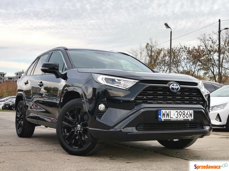 Toyota RAV4  Terenowy 2020,  2.5 hybryda - Na sprzedaż za 136 900 zł - Warszawa