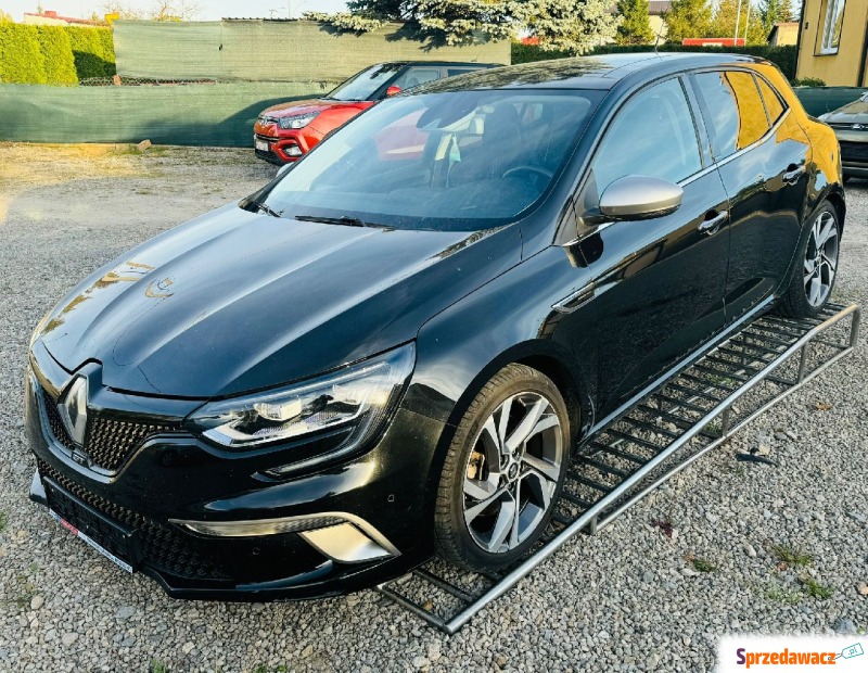 Renault Megane  Hatchback 2017,  0.1 benzyna - Na sprzedaż za 69 990 zł - Nisko