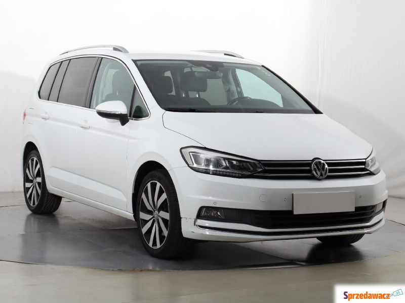 Volkswagen Touran  SUV 2017,  1.4 benzyna - Na sprzedaż za 77 999 zł - Katowice