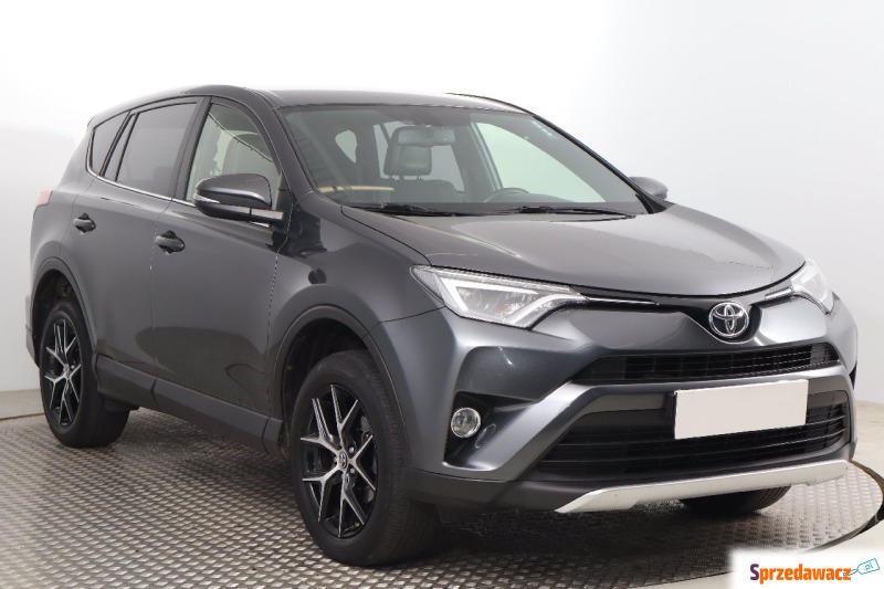 Toyota   SUV 2015,  2.0 diesel - Na sprzedaż za 69 999 zł - Bielany Wrocławskie