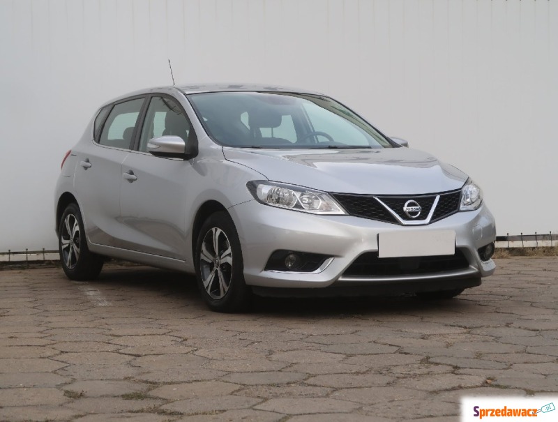 Nissan Pulsar  Hatchback 2015,  1.2 benzyna - Na sprzedaż za 41 999 zł - Łódź