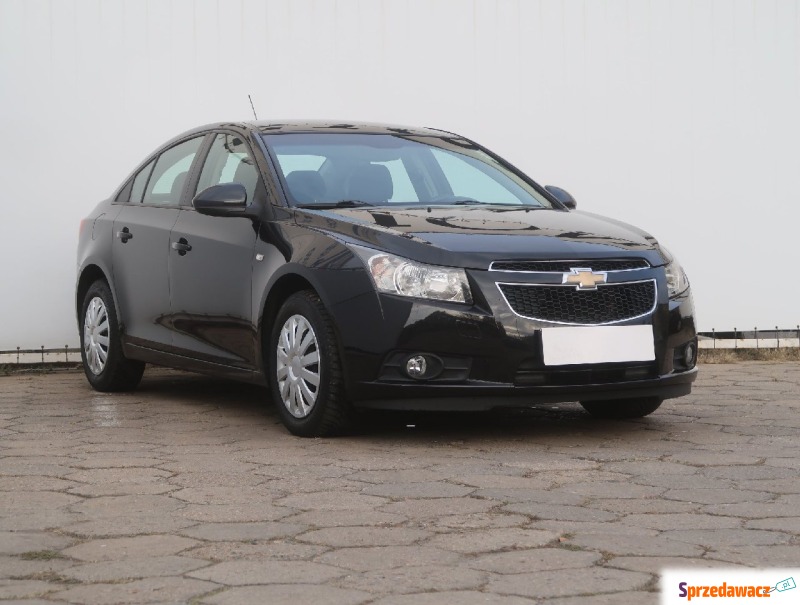 Chevrolet Cruze  Liftback 2011,  1.8 benzyna - Na sprzedaż za 23 999 zł - Łódź